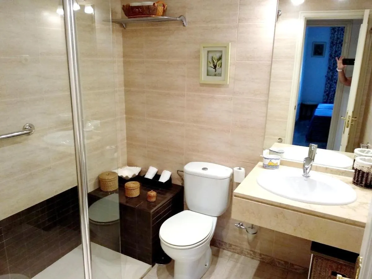 Apartment With 2 Bedrooms In Marbella With Shared Pool Furnished Terrace And Wifi 300 M From The Beach 西班牙